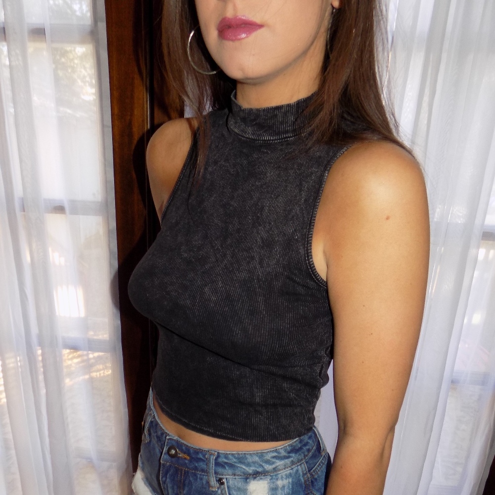 Black high neck crop tank top